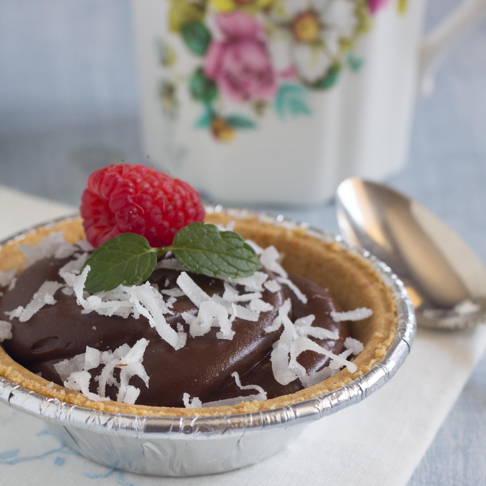 Kid Cultivation Avocado Chocolate Mousse Mini Pies