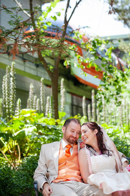 Wedding Pictures at Brisa Courtyard, Grand Californian Hotel