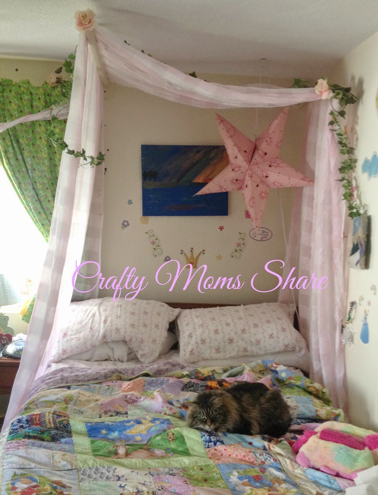 Crafty Moms Share DIY Canopy for a Princess Bed