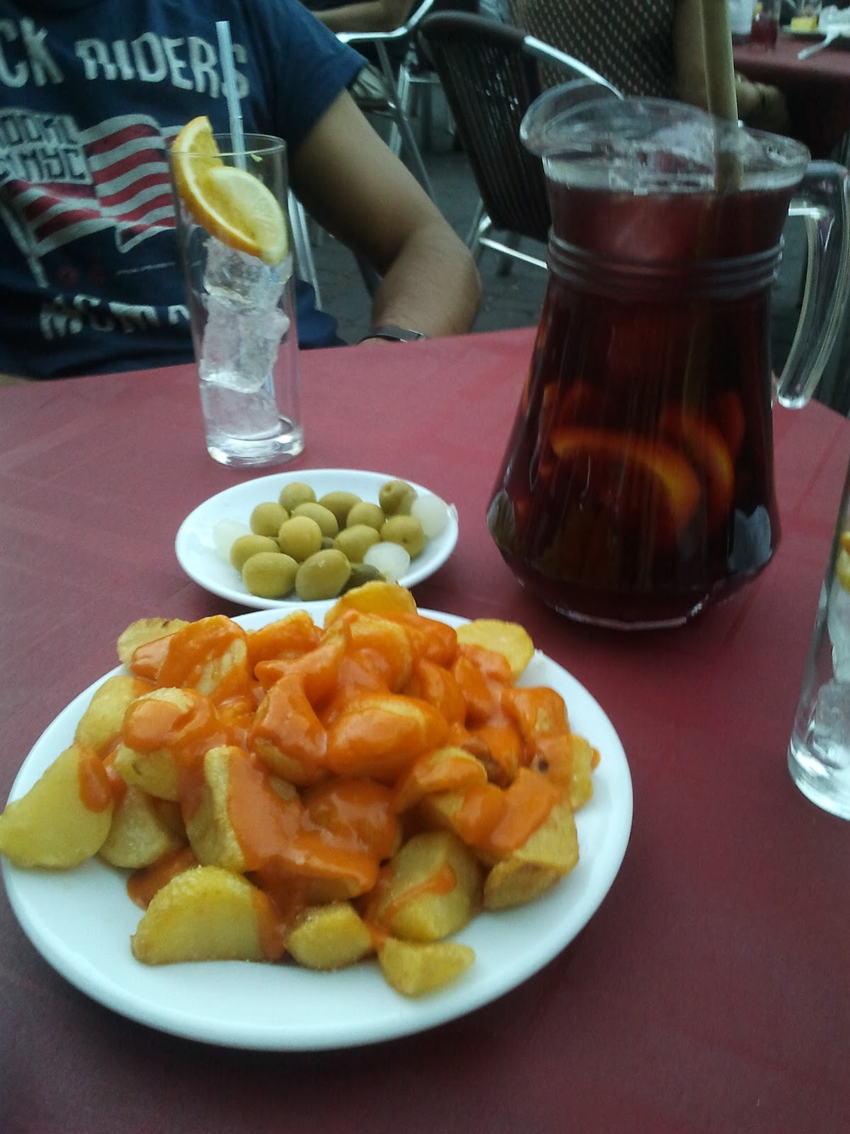 Weekend in Madrid tapas, sangria, paella, flamenco Baklavaria