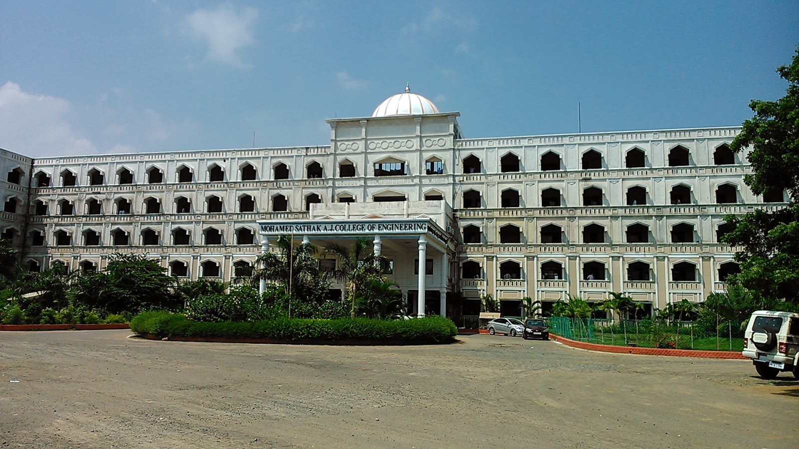 Mohamed Sathak A J College Of Engineering