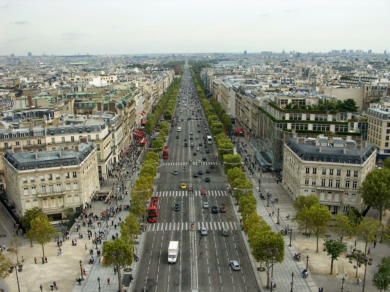 Champs - Elysees ~ Beautiful place to visit in Paris ...