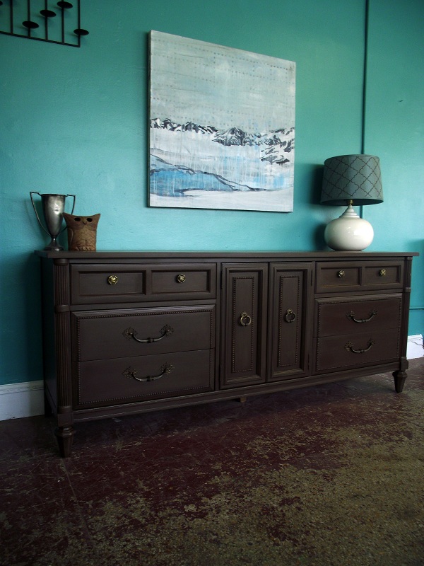 Vintage Ground Chocolate Brown Nine Drawer Vintage Dresser