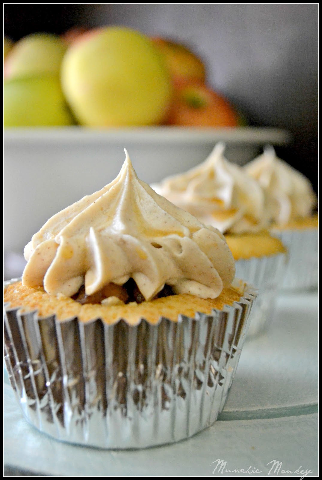 munchie monkey Apple Pie Cupcakes With Cinnamon Buttercream Frosting
