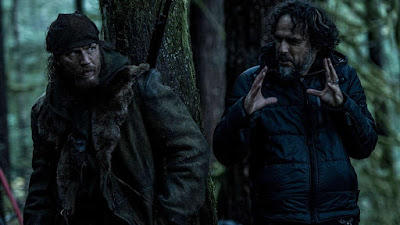 Tom Hardy and Alejandro Gonzalez Inarritu on the set of The Revenant