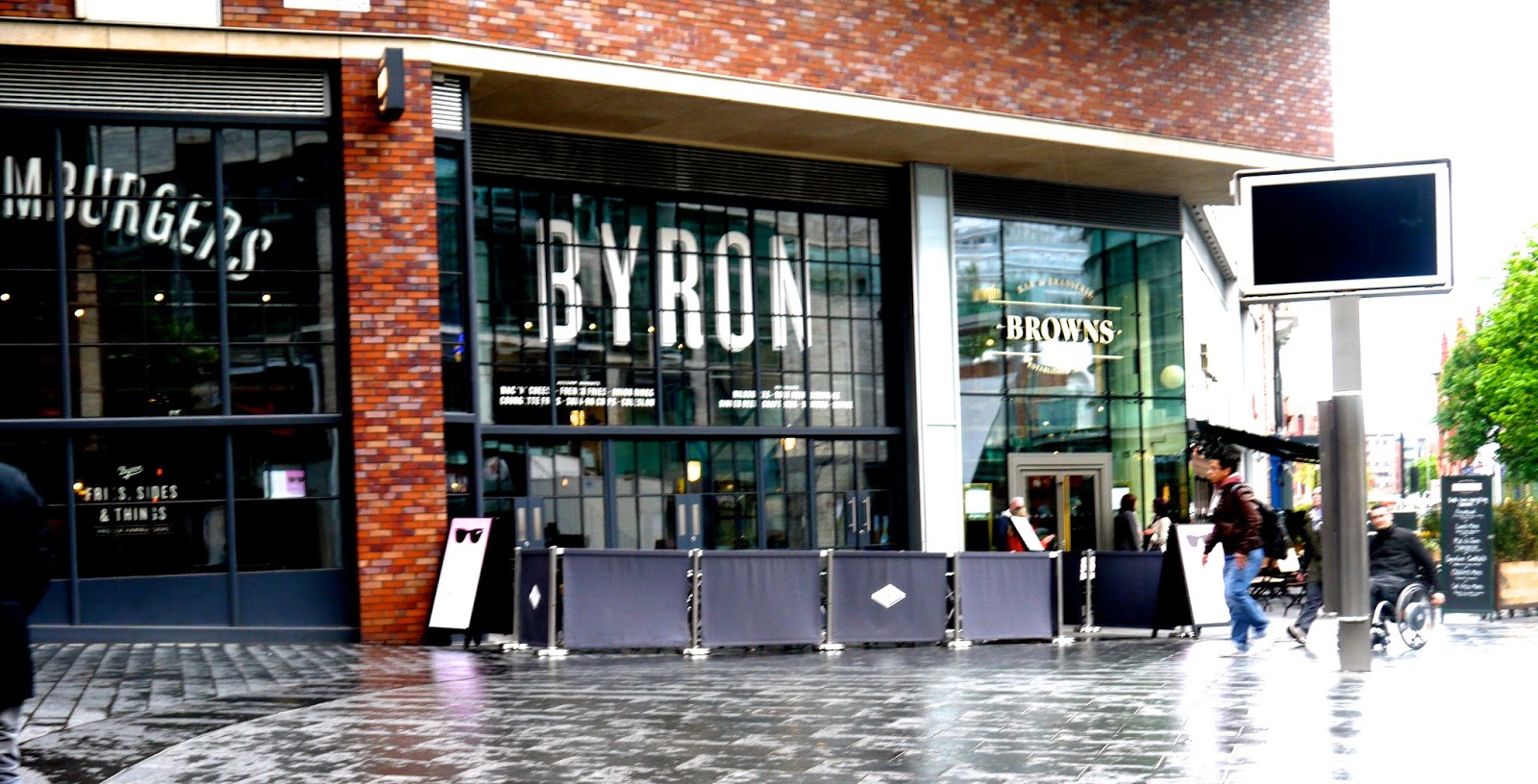 THE FOOD BYRON BURGERS LIVERPOOL ONE Good Golly Miss Hollie