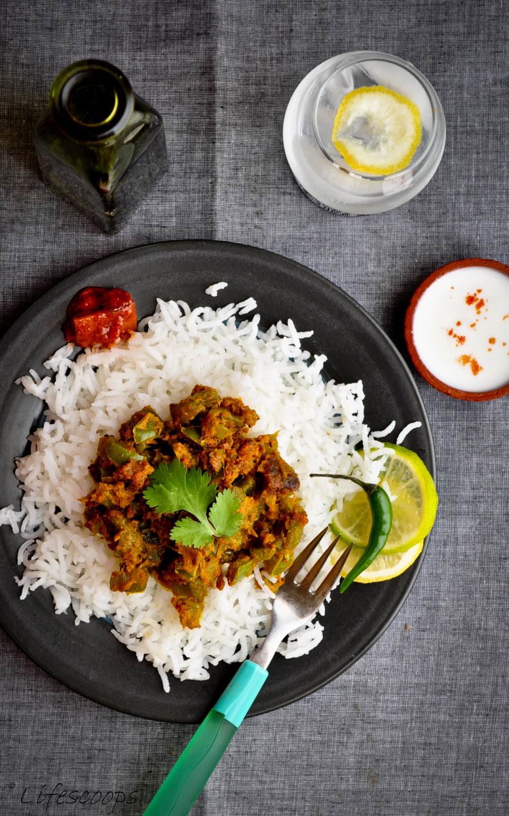 Life Scoops Gujarati Capsicum Besan Bhaji / Green Bell Pepper with