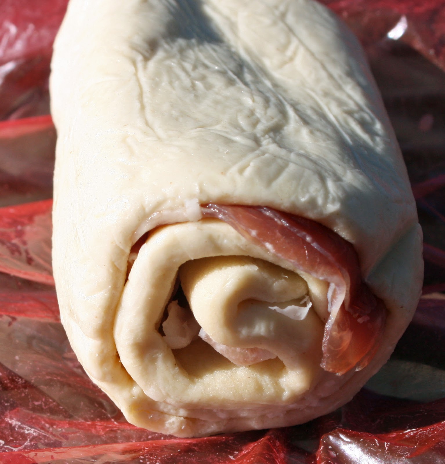 Food and Garden Dailies Puff Pastry Pinwheels with Prosciutto, Gruyere Cheese, and Basil