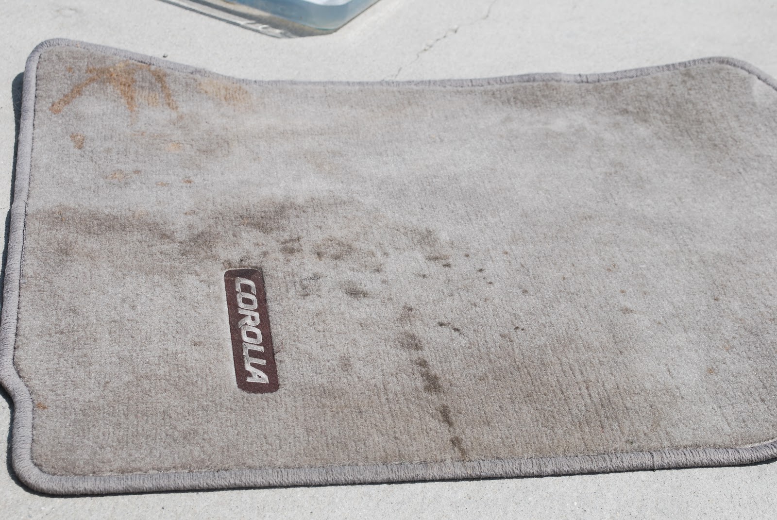 Sunshine and a Summer Breeze How to Clean Car Mats
