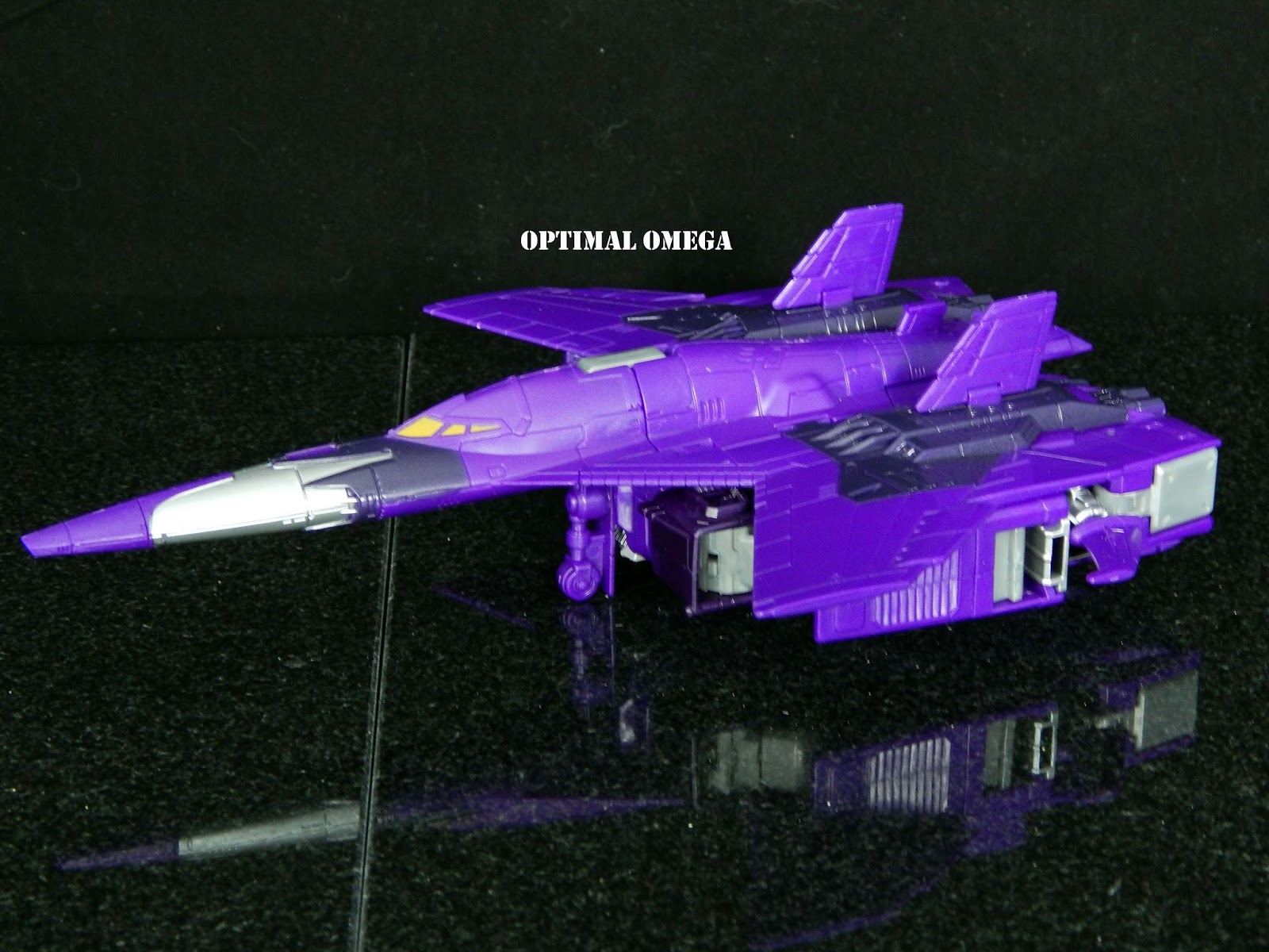 Optimal Omega's Transformers Combiner Wars Cyclonus