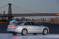 2016-VW-Passat-9.jpg