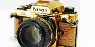 Limited Edition, Nikon FA berbalut emas 24 karat!