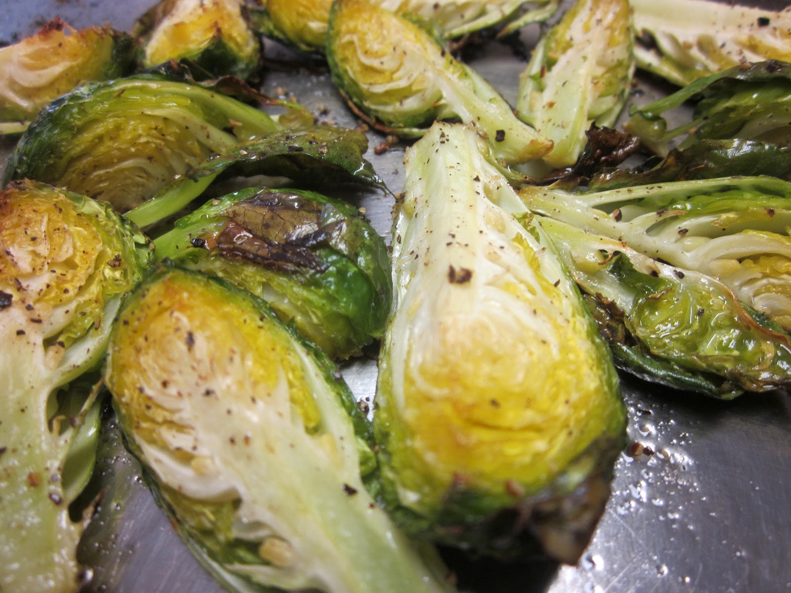 Healthy Cooking Roasted Brussel Sprouts with Garlic Aioli Sauce