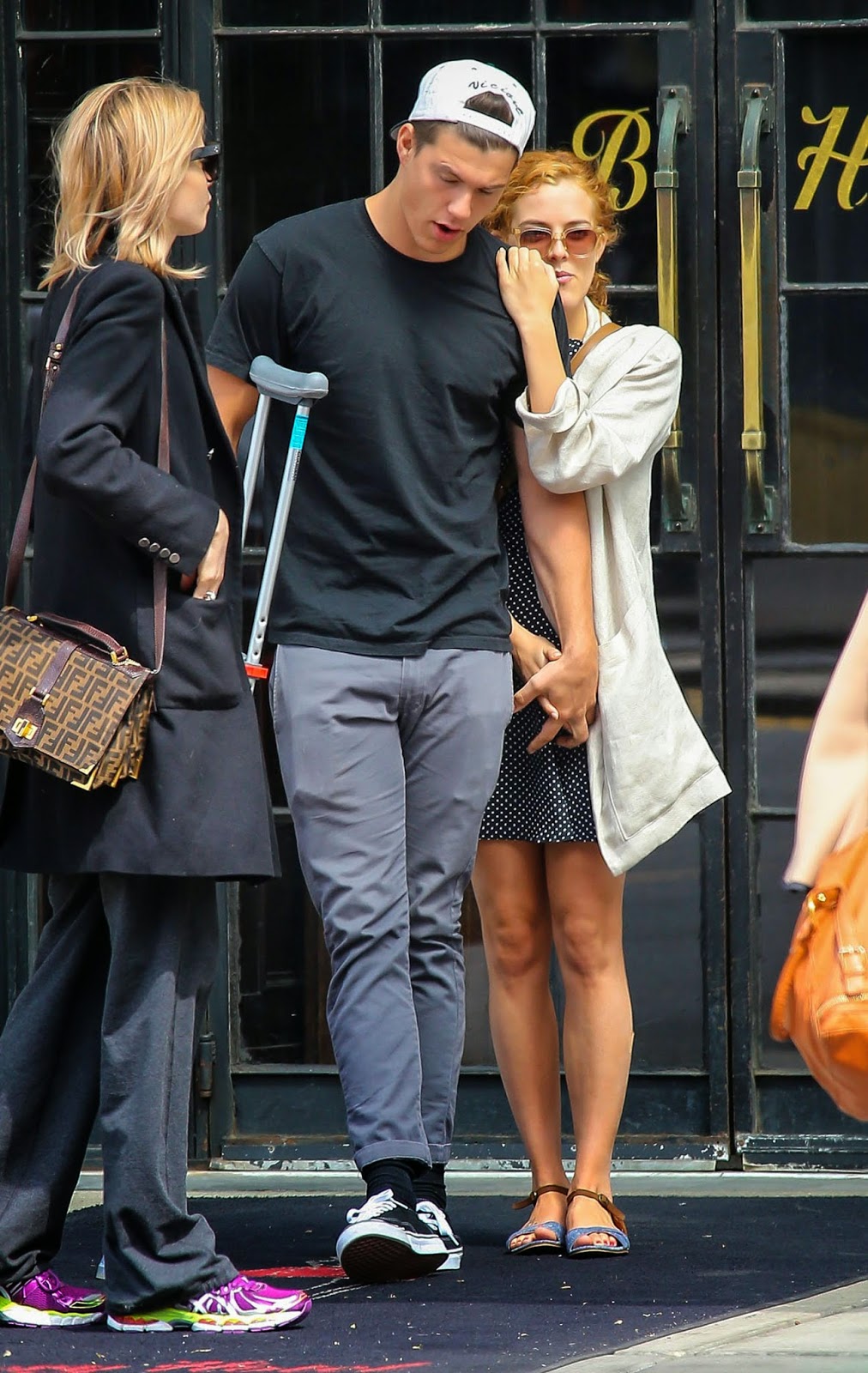 Abbey Lee Kershaw Spotted Hanging Out With Riley Keough The Front Row