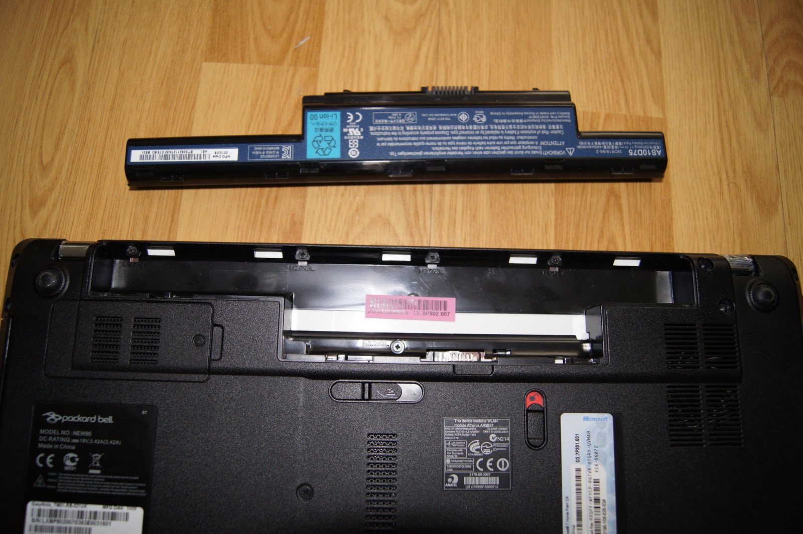 Laptop Replacement Screens Packard Bell Easynote NEW90, NEW95, MS2273