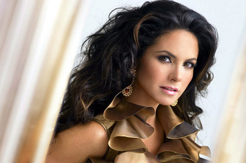 Lucero Nuevo Novio