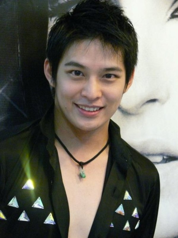Cowol Keren Cowok Keren Persi Gue Dong