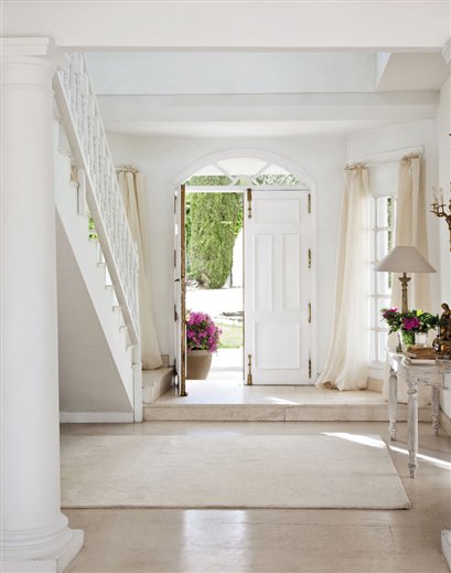 Un Faro de Ideas: CASA BLANCA EN MADRID