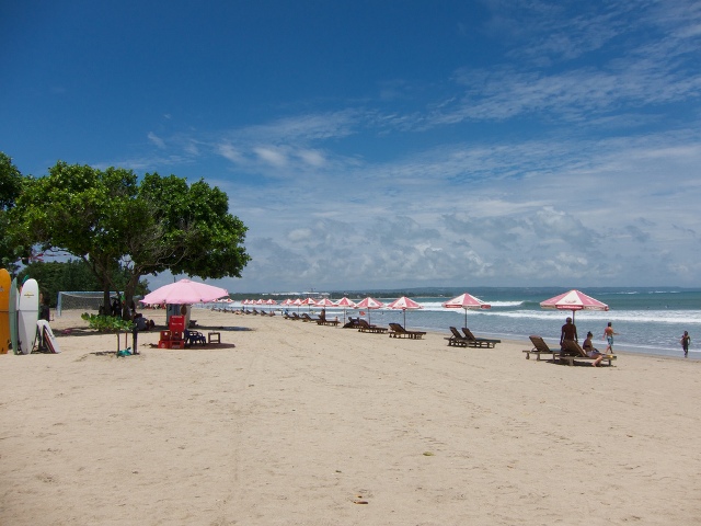 Foto Keindahan Pantai Kuta di Bali 