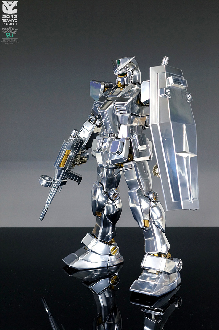 Pg 1 60 Rx 78 2 Gundam Chrome Painted Build Gundam Kits Collection News And Reviews