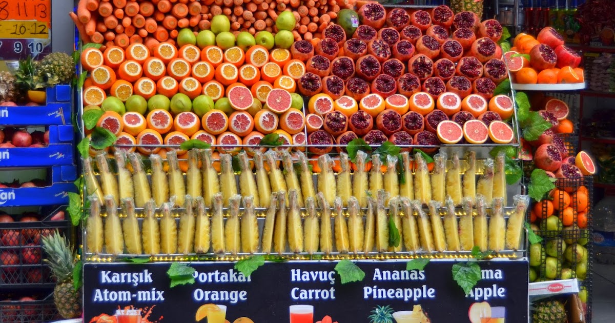 Tofu Photography Fresh juice stall in Istanbul, Turkey
