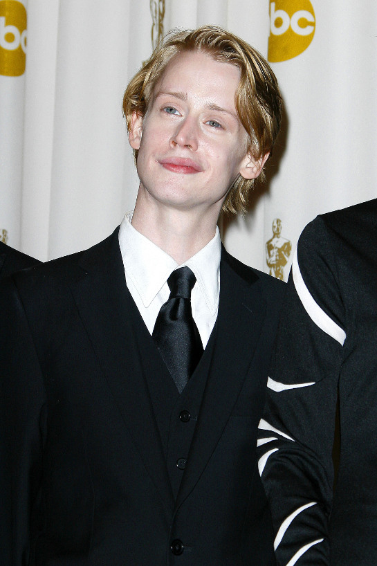 Hollywood: Macaulay Culkin Profile, Images And Wallpapers 2012