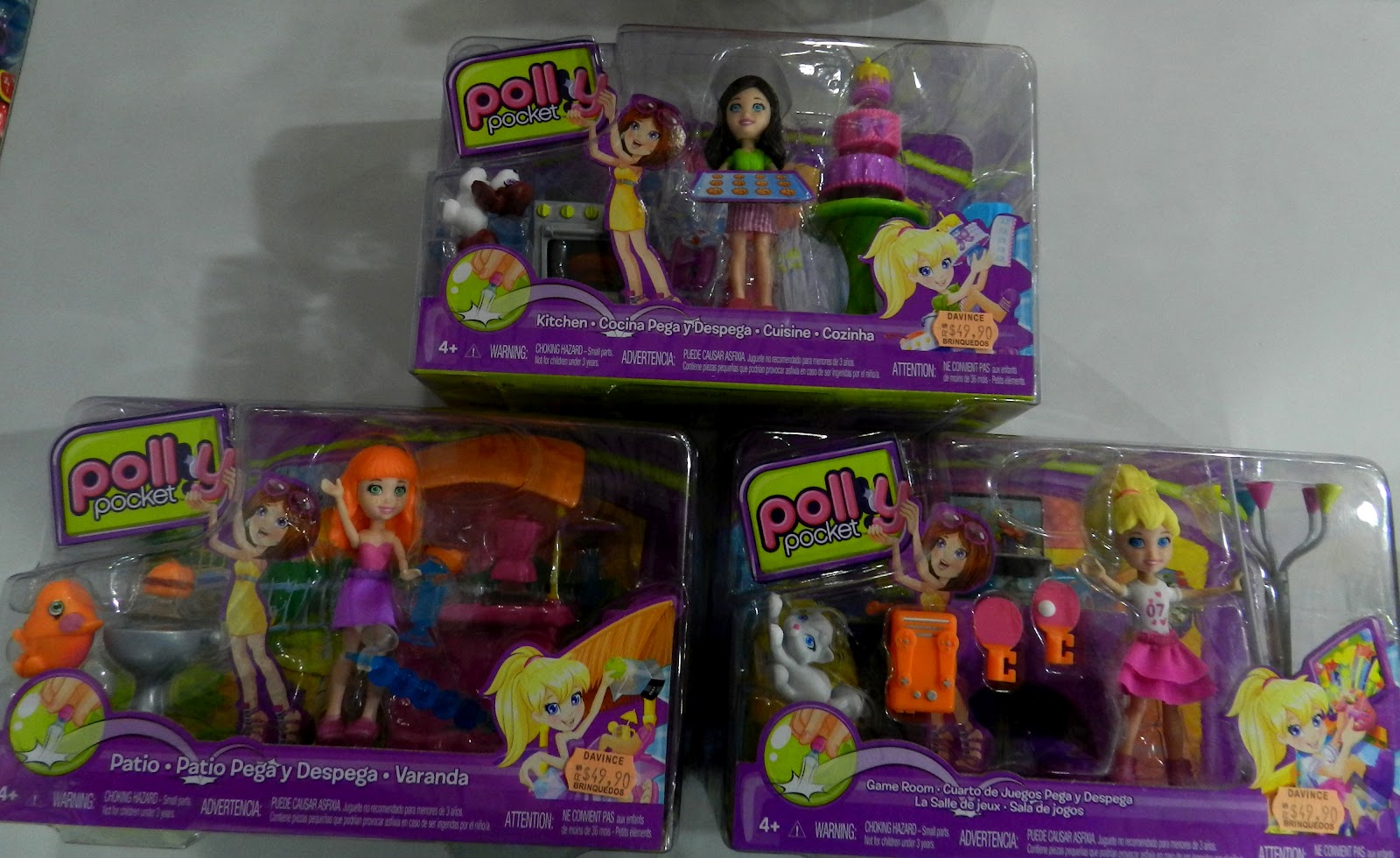 Polly Cola e Descola Sala de Jogos com Acessórios - Mattel