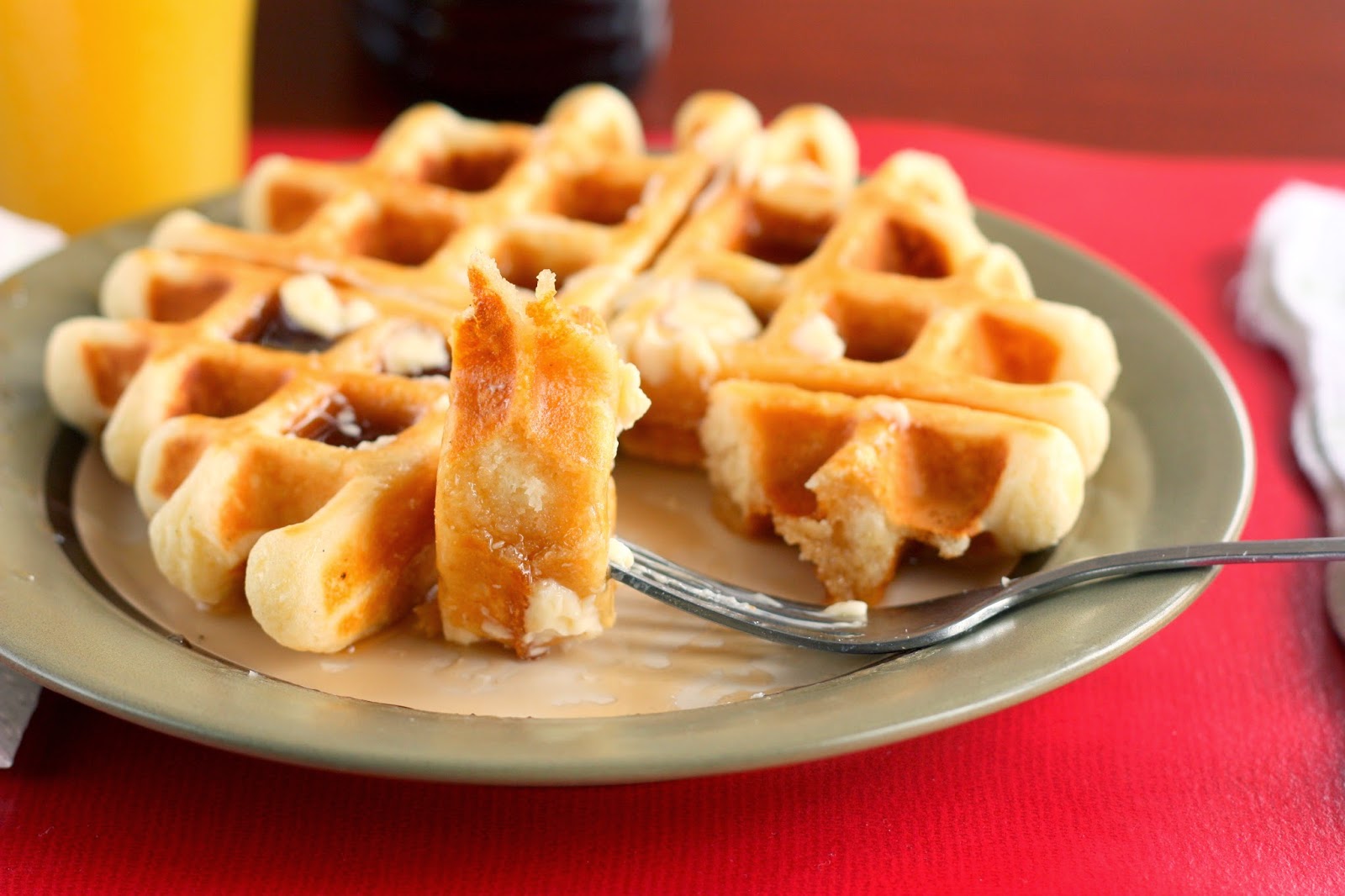 Mangio da Sola Buttermilk Waffles