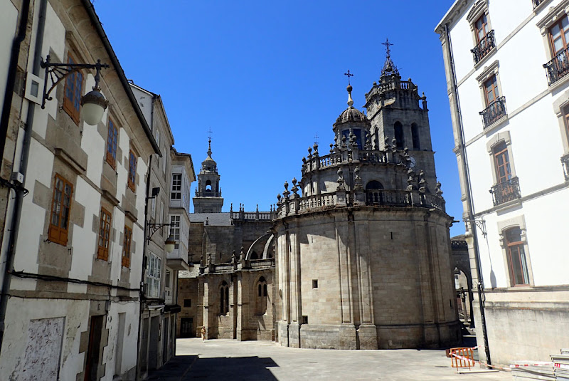 CaminoPrimitivo_Day12_05_Lugo_Cathedral.