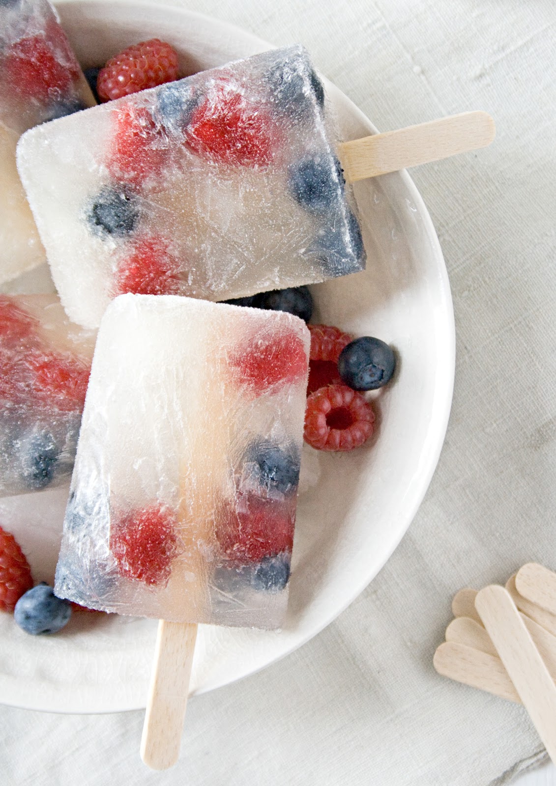 Drunken Popsicles With Berries