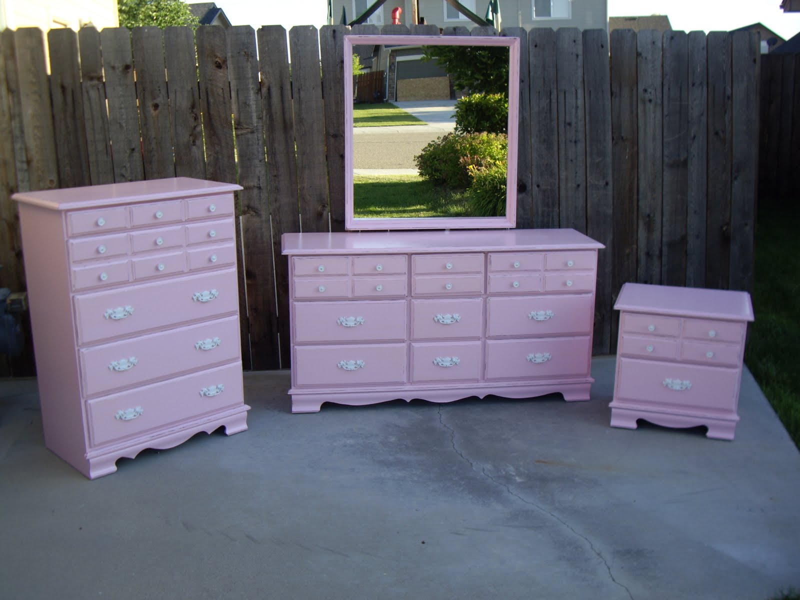 A Brush of Whimsy Pink Bedroom Set