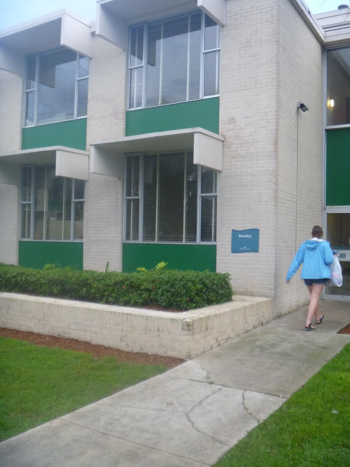 Eckerd College Move in Day Meandering Joy
