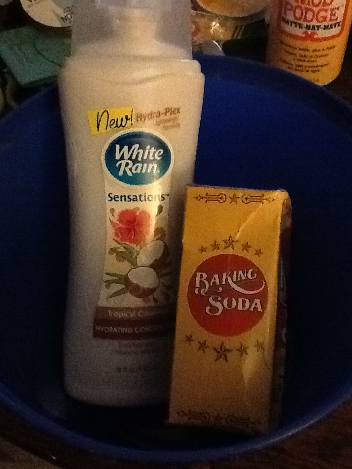 1st Grade Fantabulous Fake Snow and Freebies