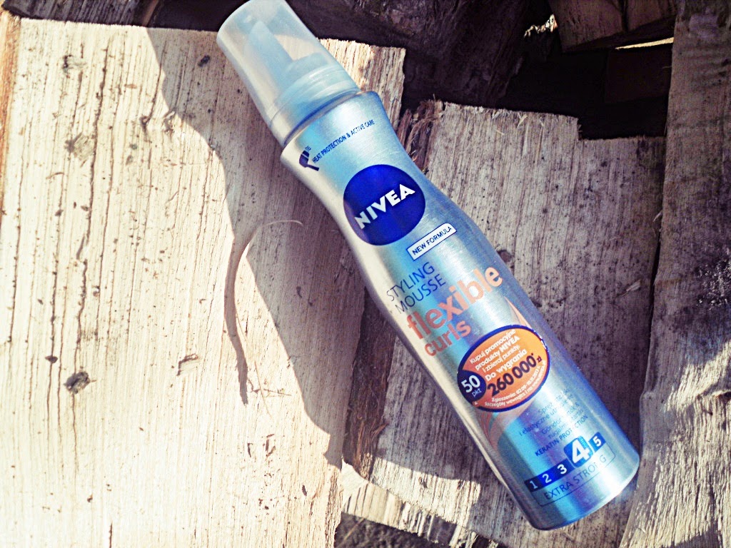 NIVEA styling mousse flexible curls Rupieciarnia drobiazgów