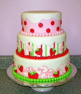 Strawberry Shortcake Birthday Cake on Kids Party Express  Strawberry Shortcake