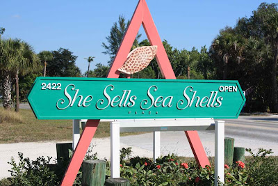 Shell shop on Periwinkle Way on Sanibel Island © Copyright Petar Fuchs, TravelWorldOnline