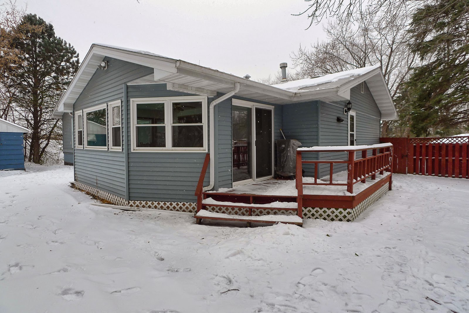 Twin Cities Real Estate VIDEO 3180 Midland Avenue, White Bear Lake, MN