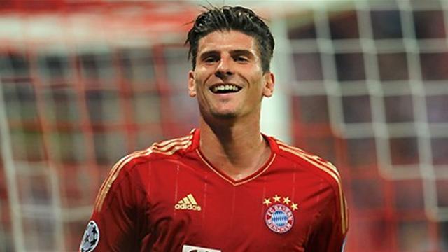 crispin glover vs mario gomez elmaletero 2 o motor ciencia ficcion manga cultura crispin glover vs mario gomez elmaletero 2 o motor ciencia ficcion manga cultura