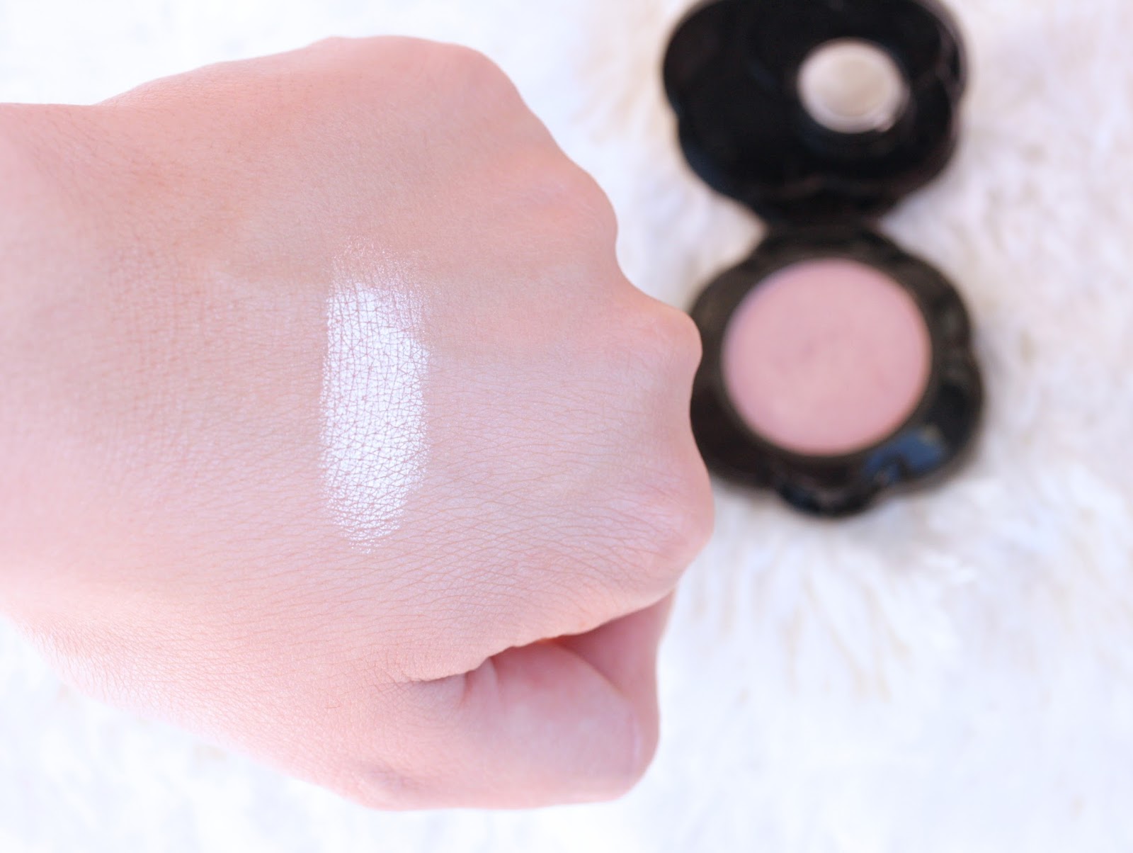 Too Faced Magic Mushroom Eyeshadow / Review and Swatches RosyChicc