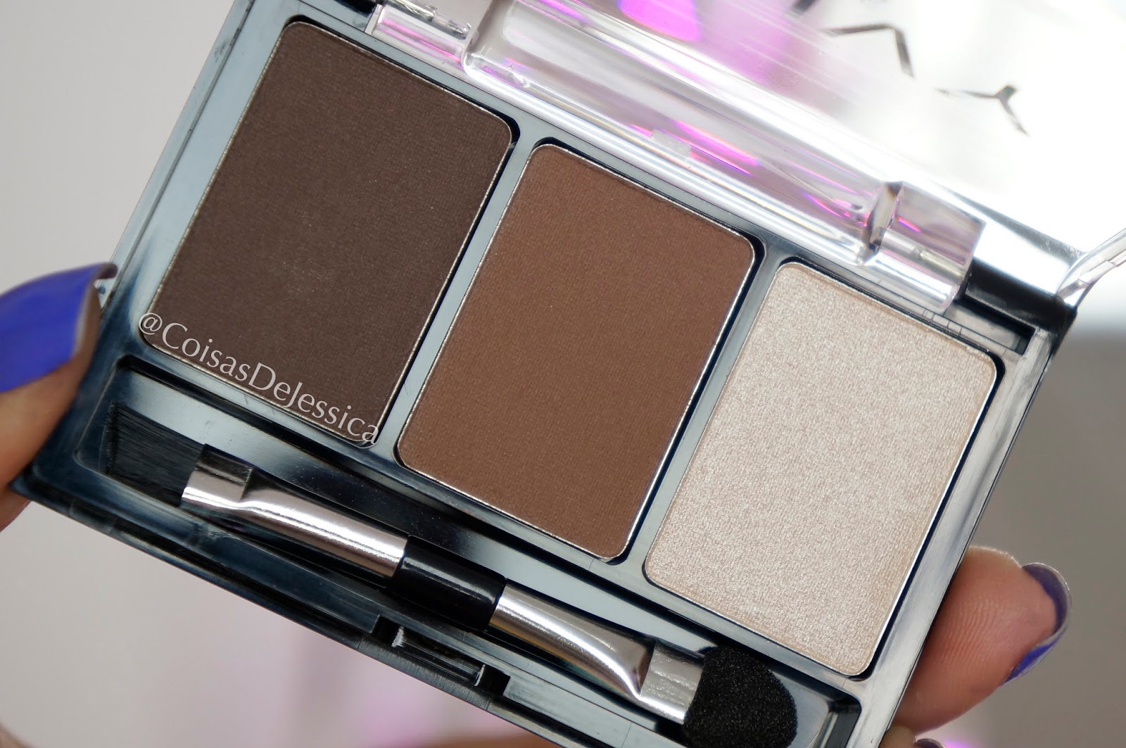 Coisas de Jéssica Kit Sombra Para Sobrancelha Kiss New York