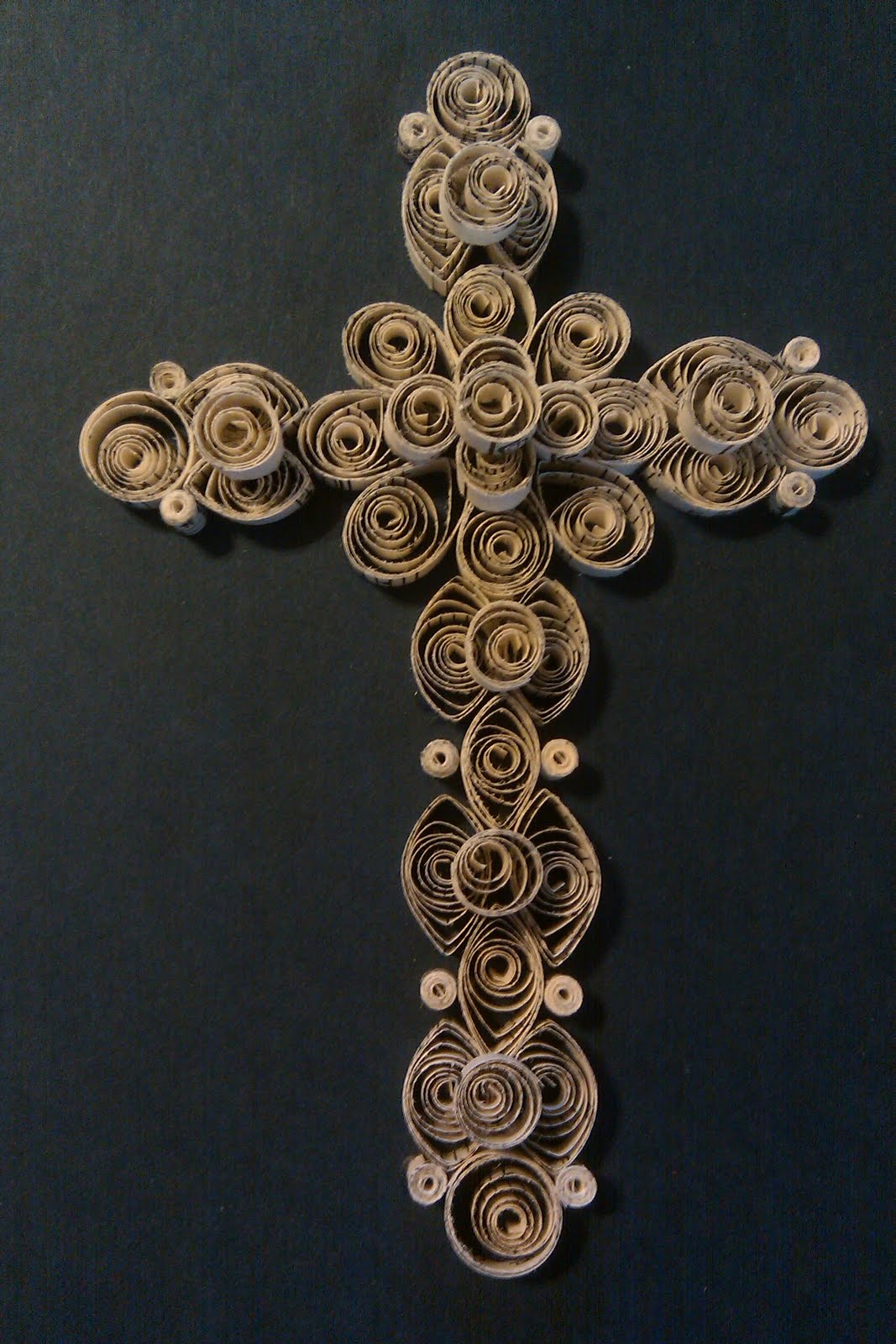 Crafty Clariangel Quilling Cross with Hymnal Music