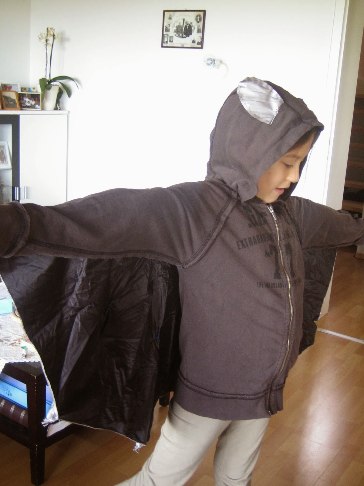 Home Worked DIY From an Umbrella into a Kiddie Bat Costume