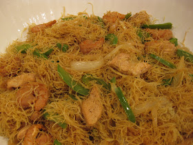 Singapore Mei Fun (Curry Noodles)