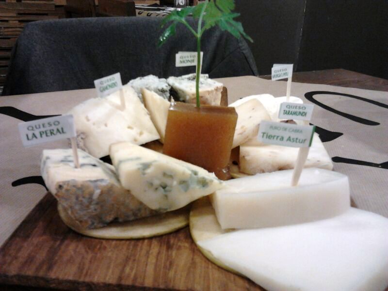 Cuinar i Viatjar Restaurante en Avilés (Asturias). Tierra Astur