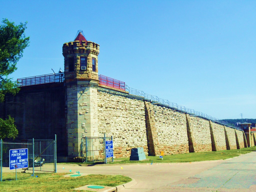 Boyett Bandwagon Iowa State Penitentiary Fort Madison, Iowa