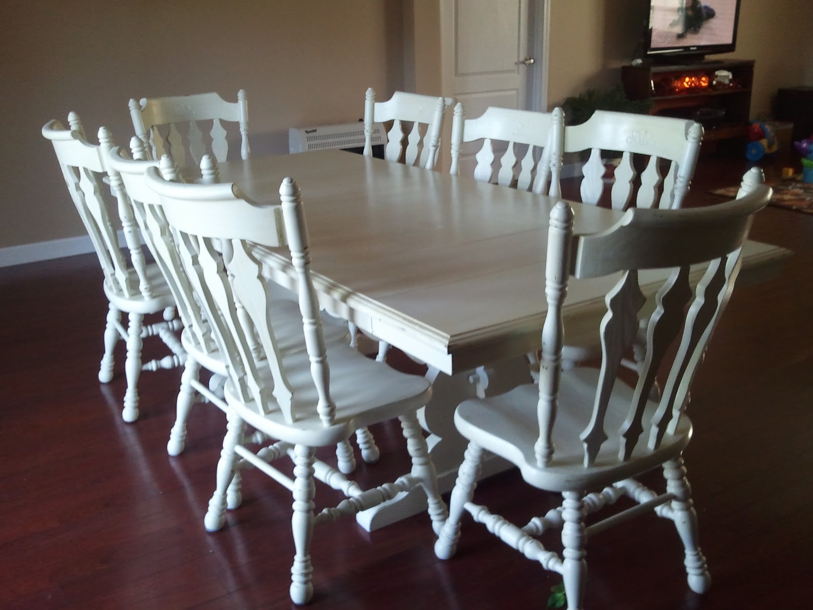 White Country Dining Room Sets