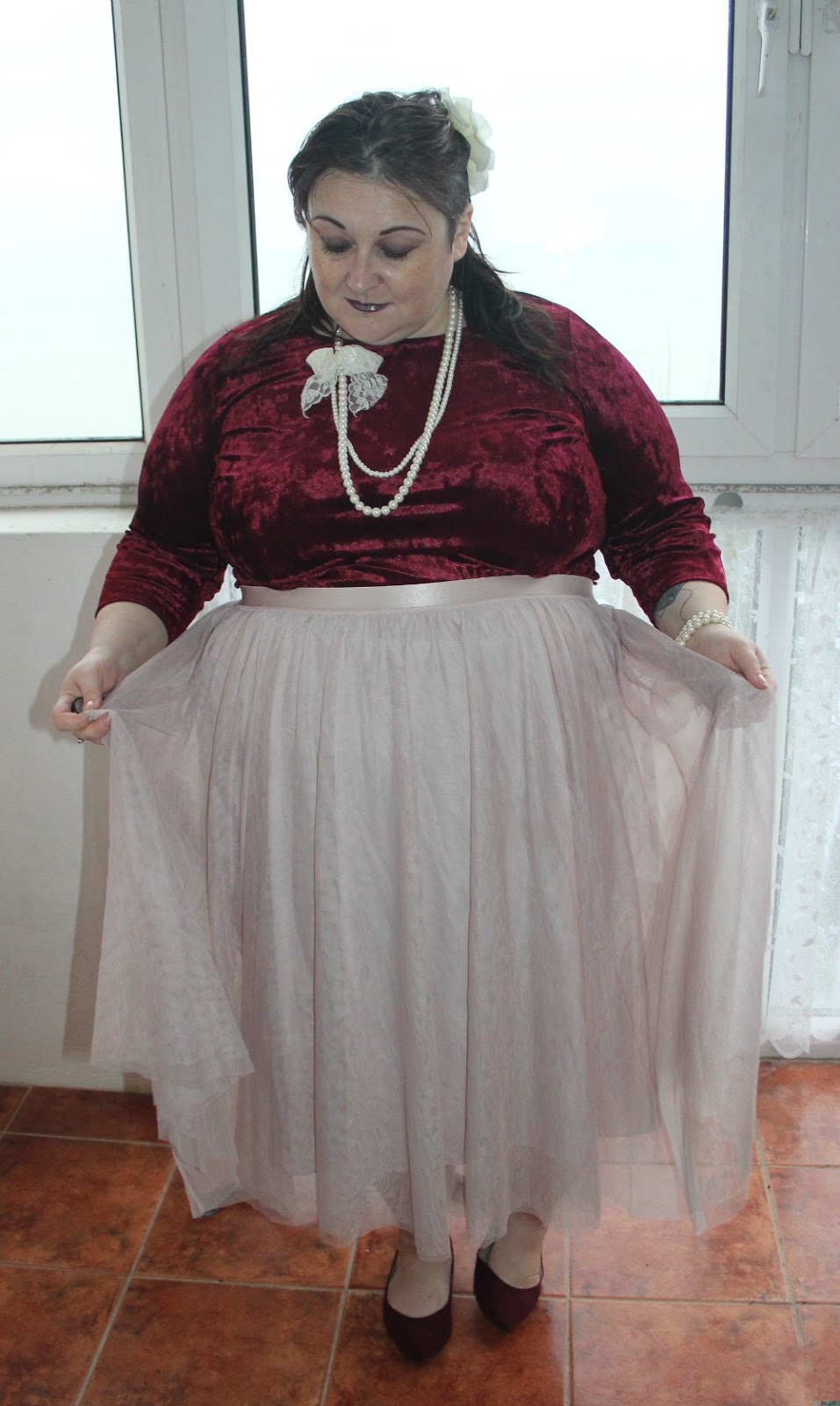 burgundy and blush outfit