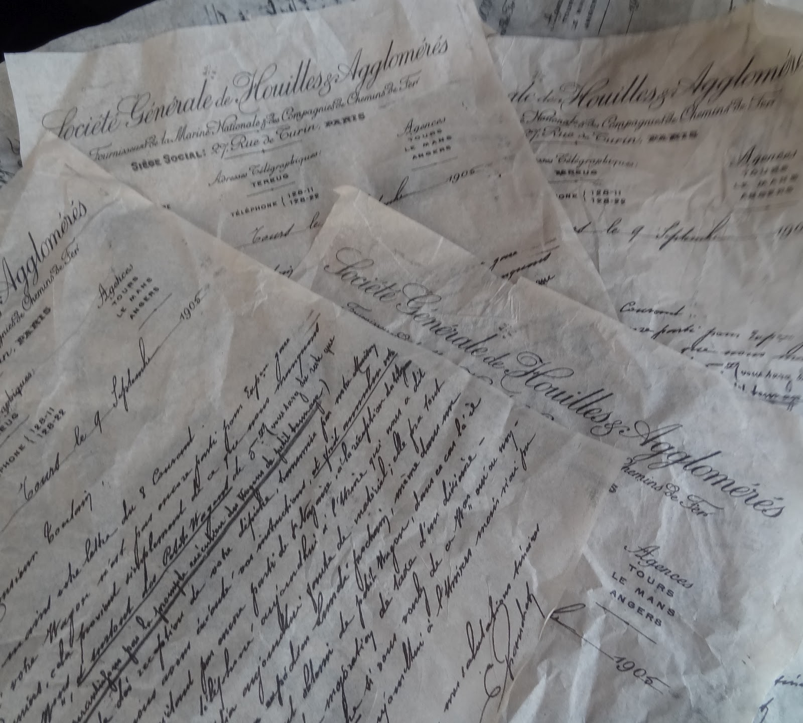 LittleMissMaggie Homemade Script Tissue Paper