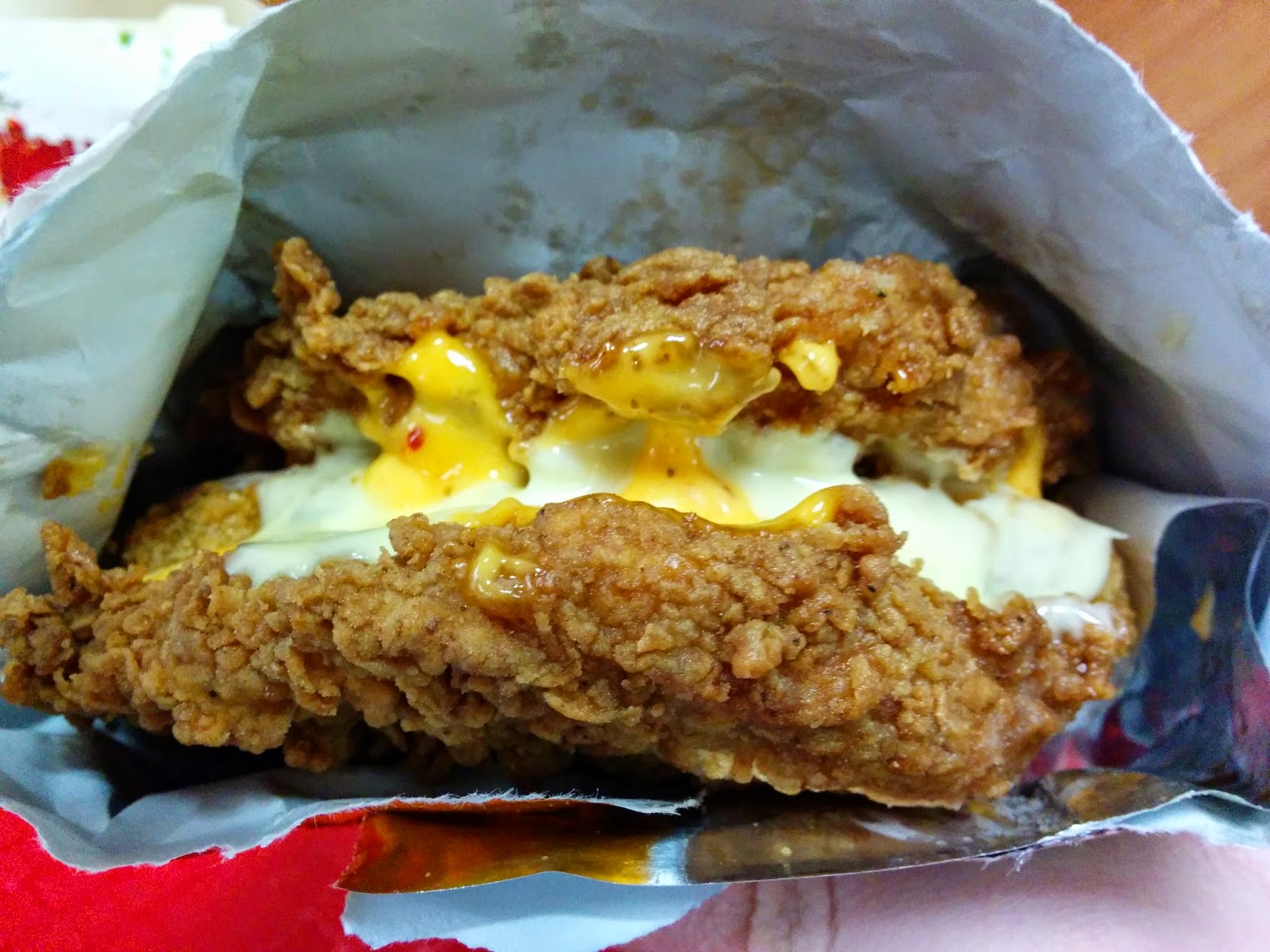 Kentucky Fried Bloggin' KFB in Australia Hash Brown Double review