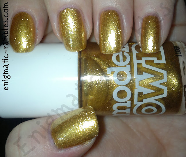 swatch-models-own-gold-rush-nail-polish